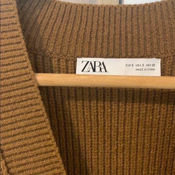 Zara Oversized Knit Vest - Picture 2 of 2